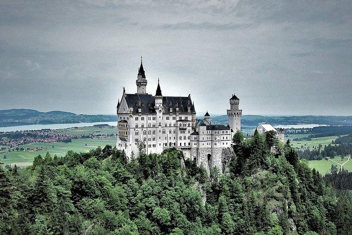 Da Füssen: Neuschwanstein, Linderhof e altro tour privato