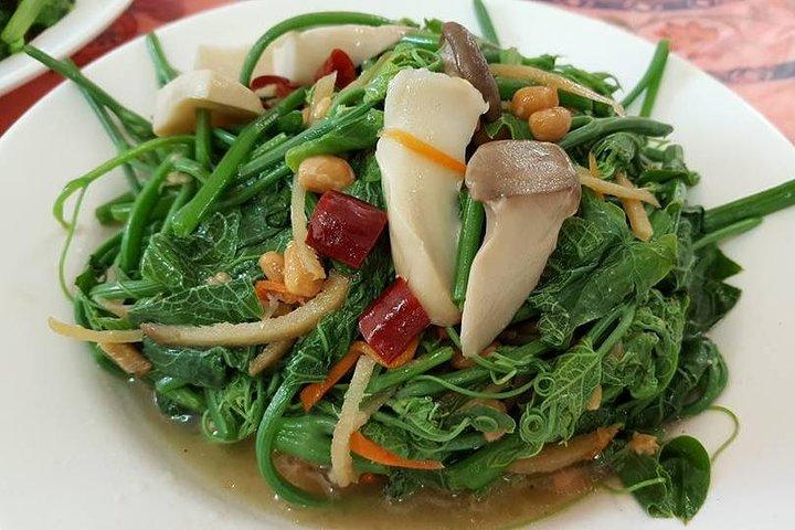 5時間のベジタリアン・プライベートツアー - ヤンミンシャンと味の野菜料理を訪ねる