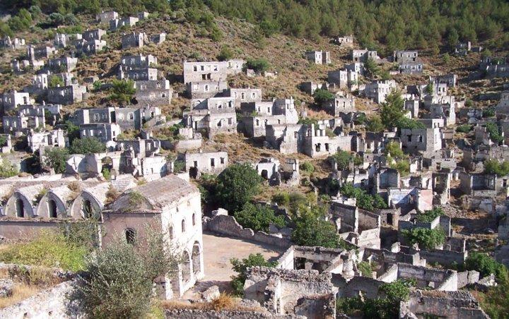 Food Market and Kayakoy - Ghost Town Tour from Fethiye