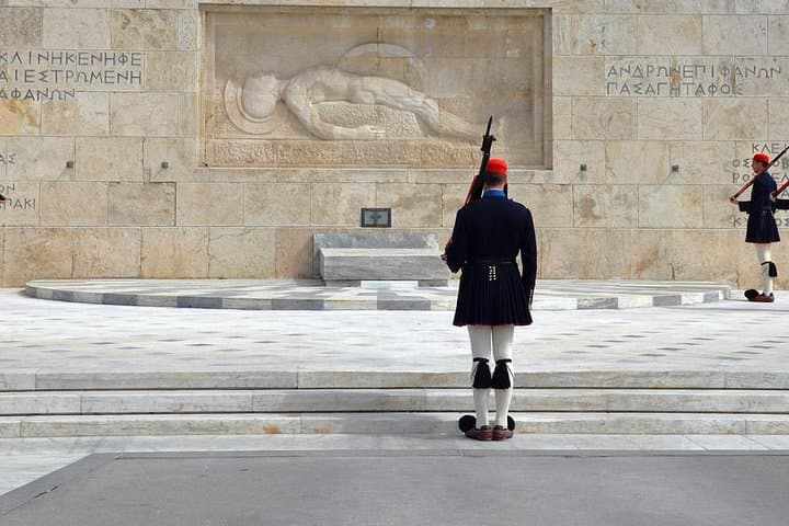 Private Tour: Highlights of Athens Including The Acropolis with Lunch or Dinner