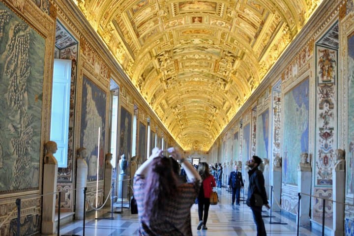 Skip the Line: Small Group Vatican Museums & Sistine + St. Peter