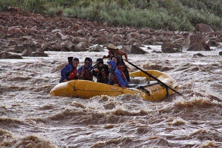 Fisher Towers Rafting dagtrip vanuit Moab