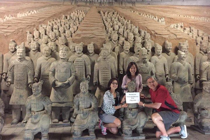 Customized Private Day Tour:Terracotta Army&Xi'an(Entry fee excl)