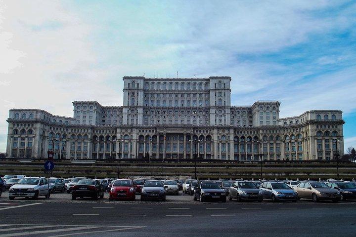 Communisme à Bucarest - Points de repère, Musée et apéritifs communistes