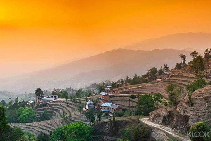 カトマンズ - チサパニ - Nagarkot Trek 3日間