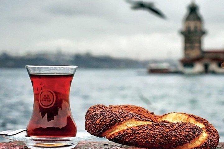 “Taste Istanbul : Street Food Tour da non perdere”