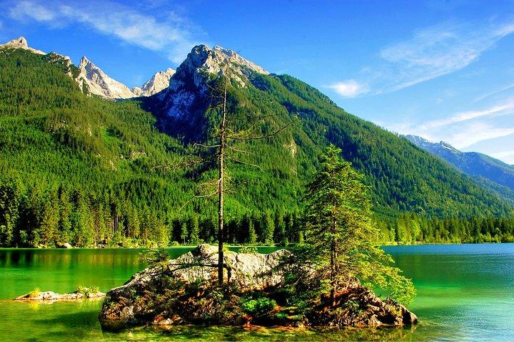 Eagle's Nest, Berchtesgaden e Ramsau con la famosa chiesa e il lago