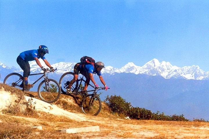Tagesausflug mit dem Mountainbike nach Surrounding Hill bei Kathmandu