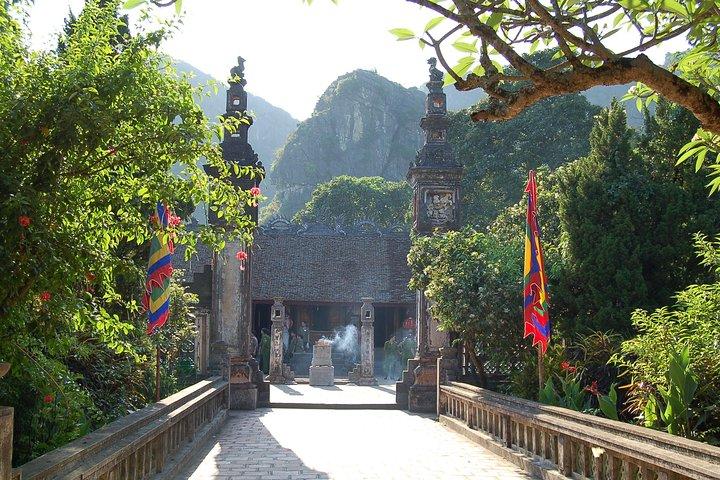 Tagesausflug von Hanoi : Entdecken Sie Hoa Lu & Scenic Tam Coc