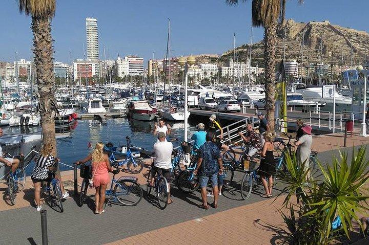 Tour en bicicleta (mínimo 2 personas para reservar)