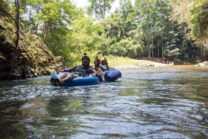 Cave Tubing e Zip line Adventure di San Ignacio