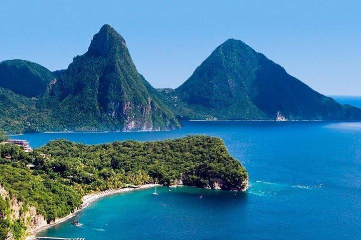 Private Custom Coastal Cruise St. Lucia Volledige dag