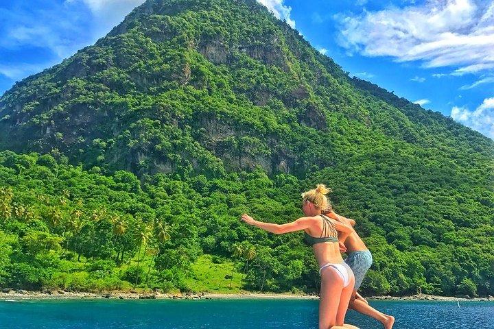 Private Custom Coastal Cruise St. Lucia Volledige dag