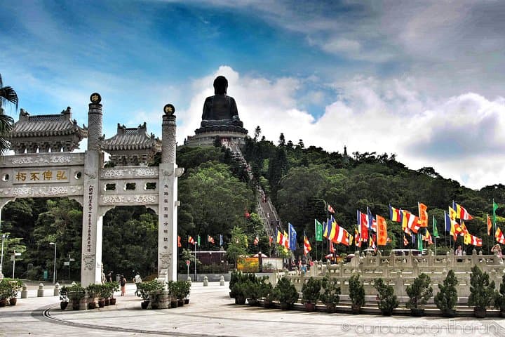 Full-Day Private Tour of Lantau Island including Big Buddha and Tai O