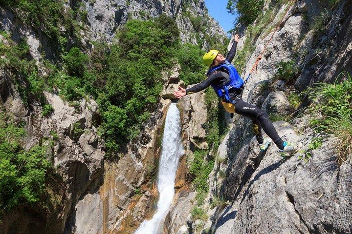 Cetina River Extreme Canyoning Adventure de Split ou Zadvarje