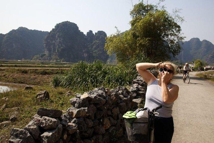 Privétour: dagtrip met de boot en fiets naar Hoa Lu en Tam Coc vanuit Hanoi