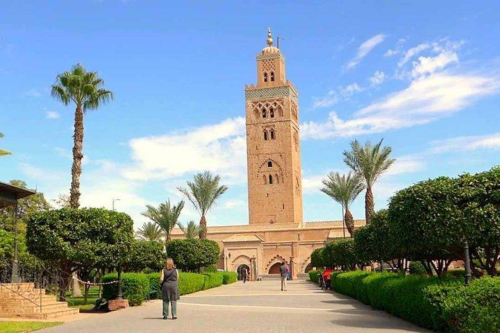 Marrakech: Koutoubia, Menara & Secret Gardens Tour