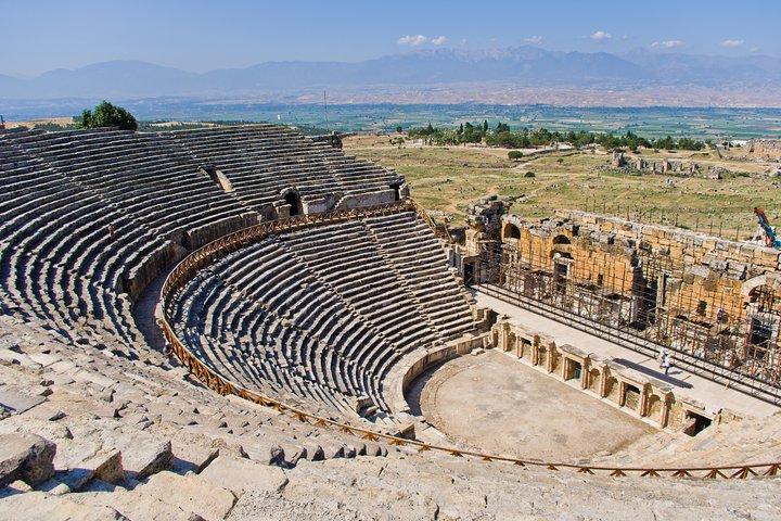 Excursão a Pamukkale e Hierápolis com guia especializado de Kusadasi