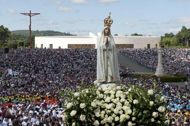 Half Day Fatima + Aldeia Pastorinhos Private Tour Departure Lisbon