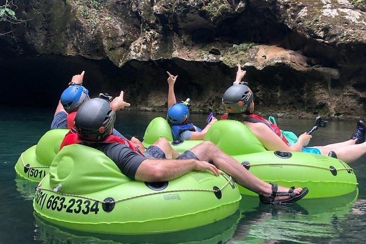 Xunantunich、洞窟の管とベリーズシティからのZiplineツアー