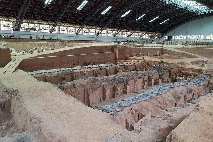 Visite privée : guerriers en terre cuite, remparts et quartier musulman