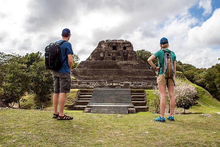 Private Xunantunich Mayan Ruin Tour vanuit Belize City