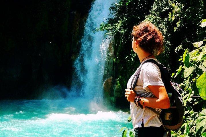 Rio Celeste Randonnée d'une journée : Cascade bleue et volcan Tenorio