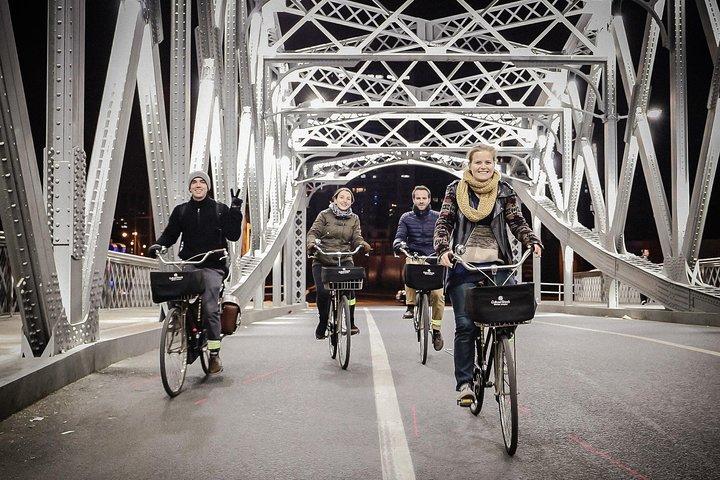 Shanghai Small-Group Night Tour på cykel