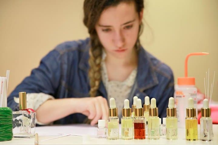 Paris Create your Own Perfume Workshop with a Perfumer