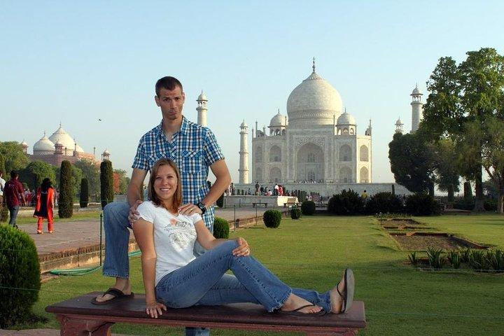 Esplora Taj Mahal e tour della città locale da Agra
