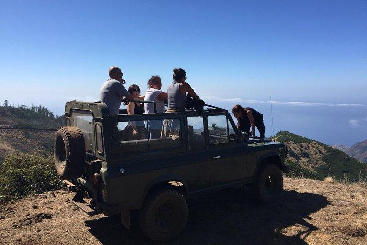 4x4サファリ半日ポンチャ、山、ブドウ園、カボギラオ小グループ