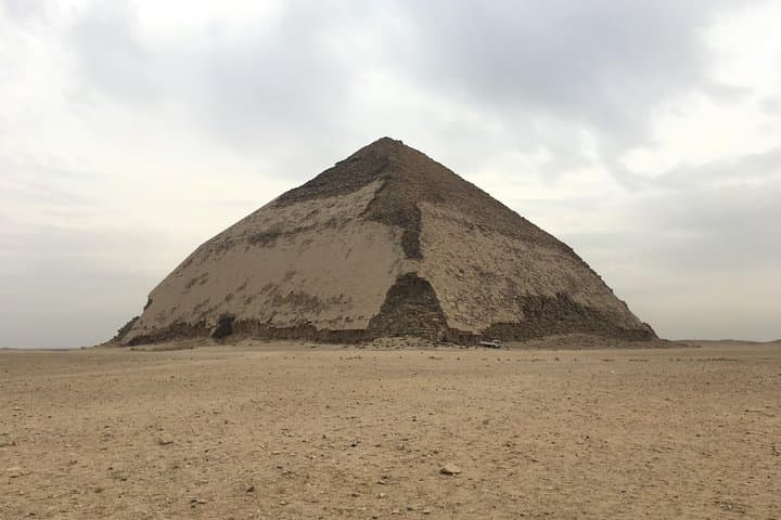 8 Hours Full day tour to Giza Pyramids, Memphis, Sakkara & Dahshur