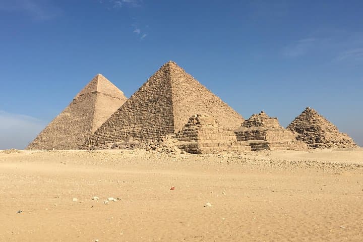 8 Hours Full day tour to Giza Pyramids, Memphis, Sakkara & Dahshur