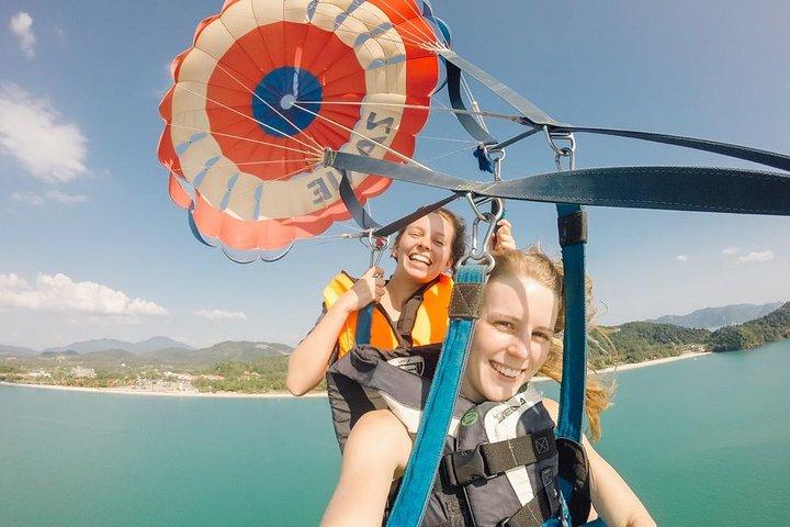 Punta Cana Parasailing & Snorkeling Cruise Experience