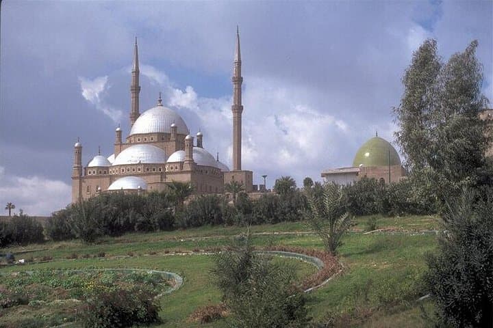 Cairo Day Tour visit Old Egyptian museum, Citadel and Khan Khalil