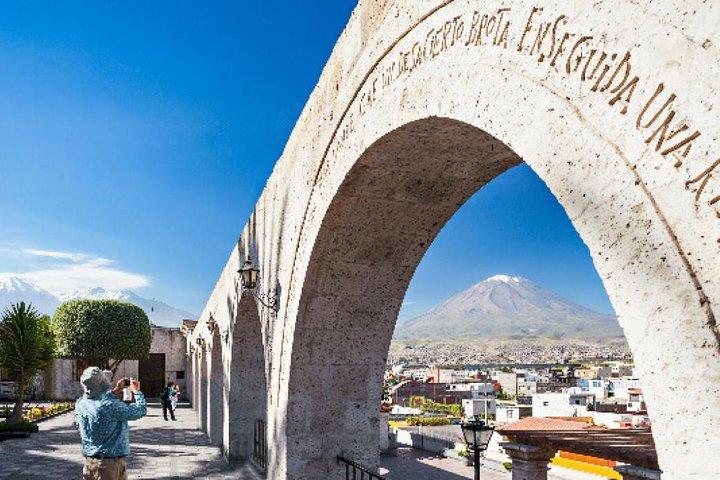 Eftermiddag: Arequipa bytur med Santa Catalina Monastery