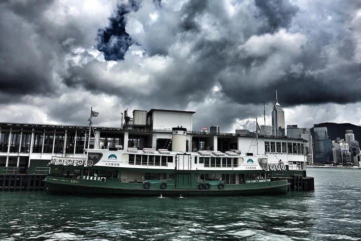 Custom private tour of Hong Kong Island - Half day