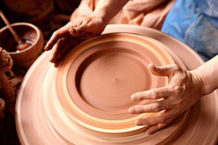 2-Hour Xi'an Pottery Making Class With English-Speaking Guide