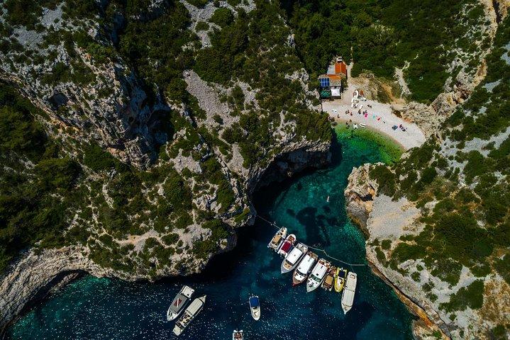 Luxe boot - Blauwe grot vanuit Split, dagcruise, Hvar, Vis