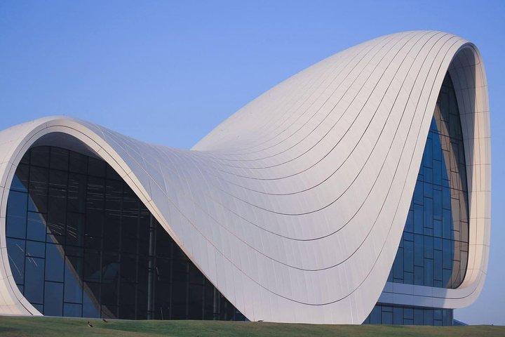 Moderne Baku Guided Tour