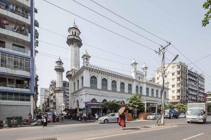 Visite à pied de la ville cosmopolite de Yangon