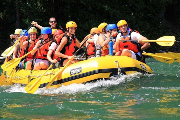 Zipline Canopy & Whitewater Rafting Tour. Tour privato