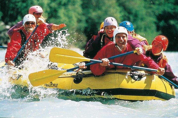 Zipline Canopy & Whitewater Rafting Tour. Tour privato