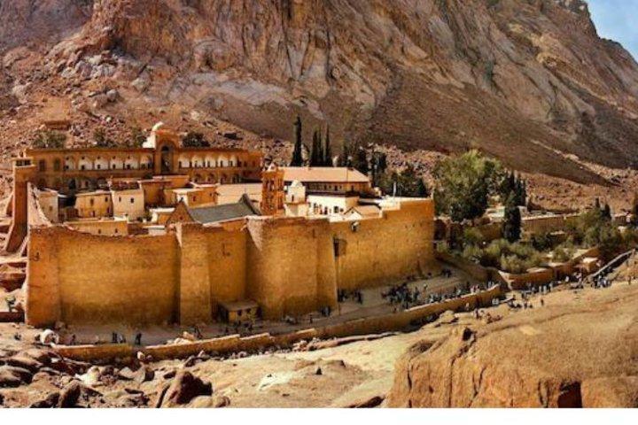 Visite privée du monastère Sainte-Catherine, du Sinaï et du déjeuner à Dahab