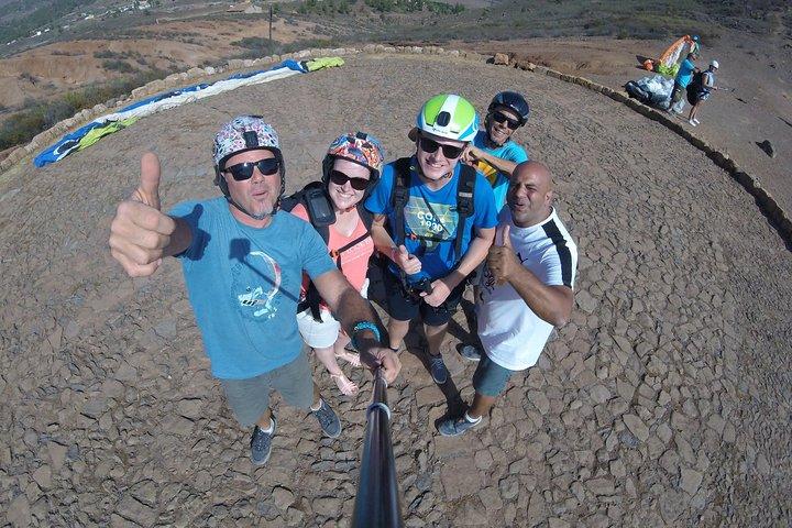 Episches Paragliding-Erlebnis in Teneriffa mit dem spanischen Champion-Team