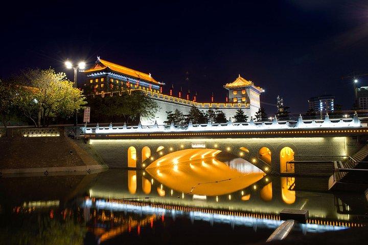 Xi'an Abendtour: South Gate Square, Fountain Show Square