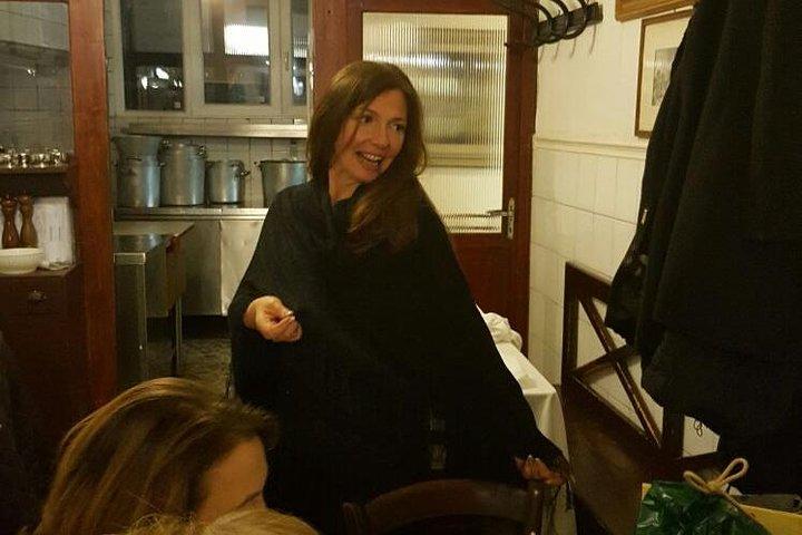 Förbered en middag med den florentinska greven i hennes Villa: matlagningskurs
