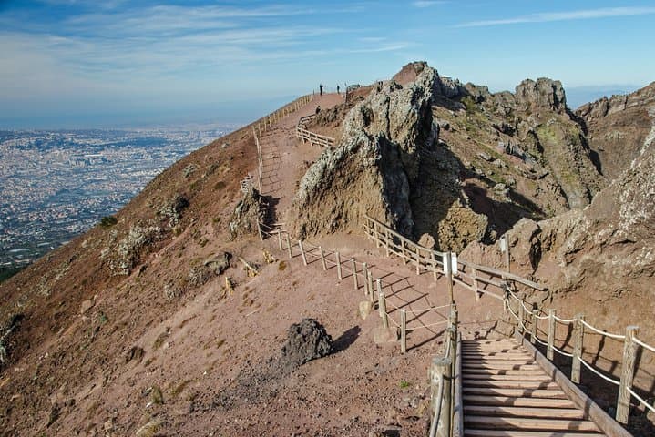 Pompeii and Vesuvius Day Trip from Naples with Lunch