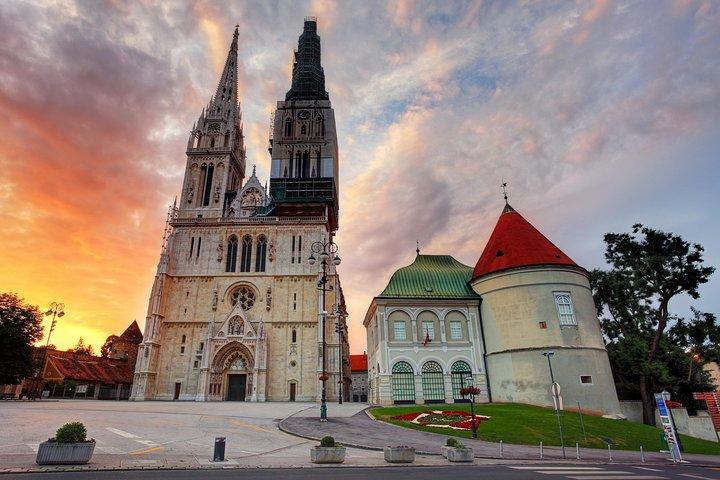 Zagreb BIG Tour - Notre Signature Walking & Panoramic Tour