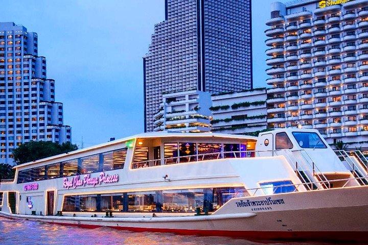 Cruzeiro de jantar em Chao Phraya Princess com Hotel Pickup